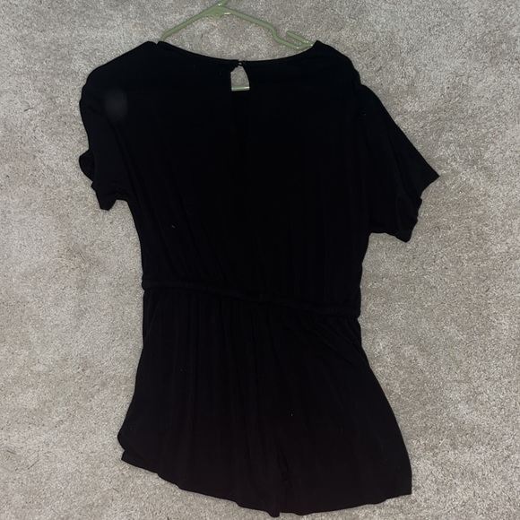 tucker and tayte romper - Picture 2 of 2